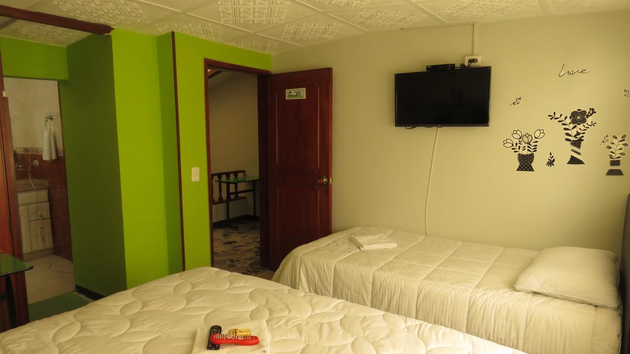 Hotel Bogota House — Photos 3